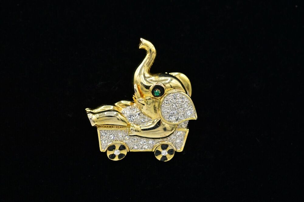 Vintage Crystal Elephant Pin Brooch Rhinestone Gold Tone Figural Cart Car BinJ